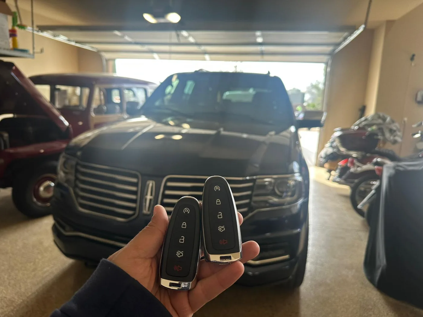 Phoenix commercial locksmith van dispatched to business lock service