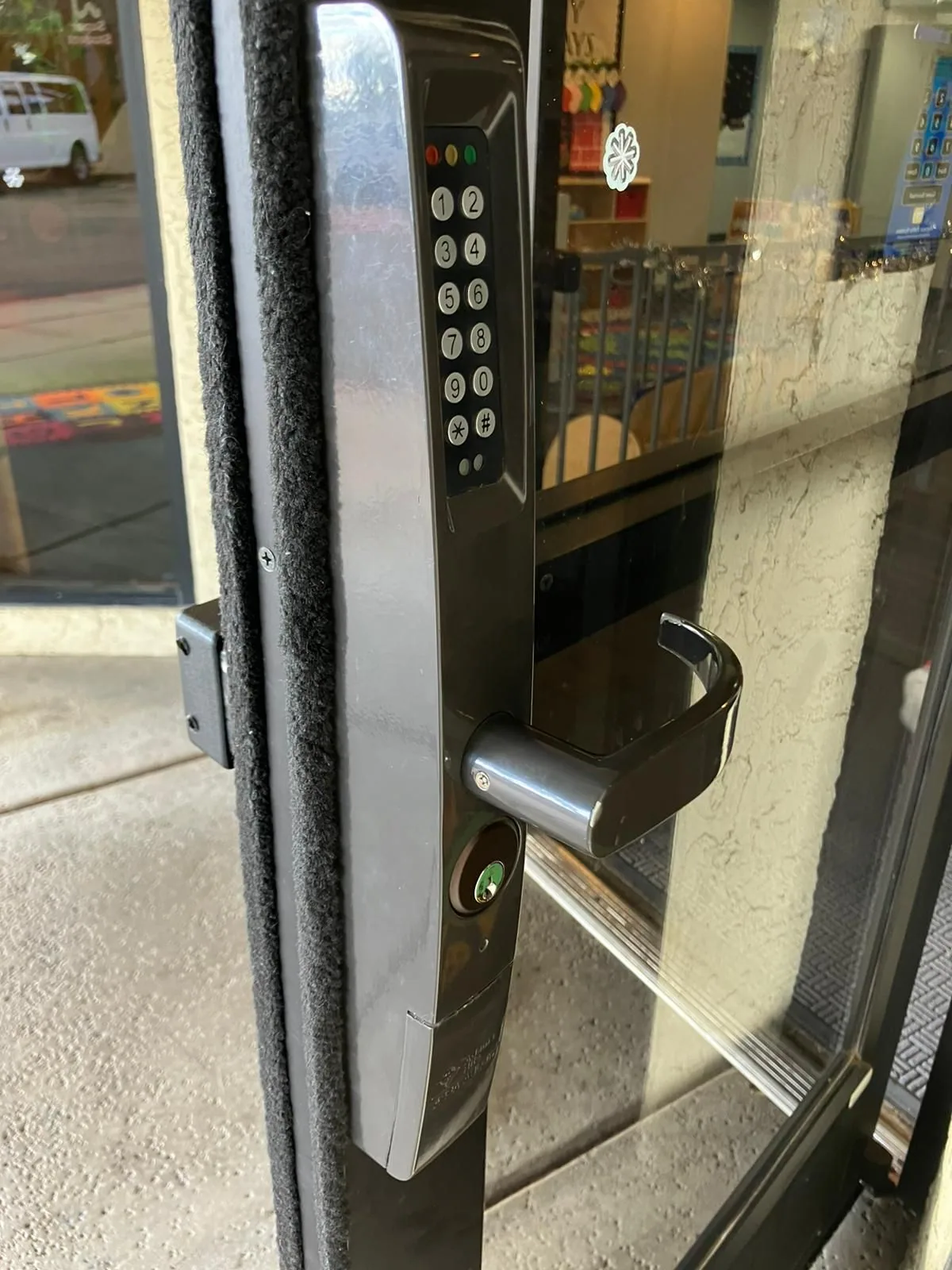 Smart lock and keypad lock installation Phoenix